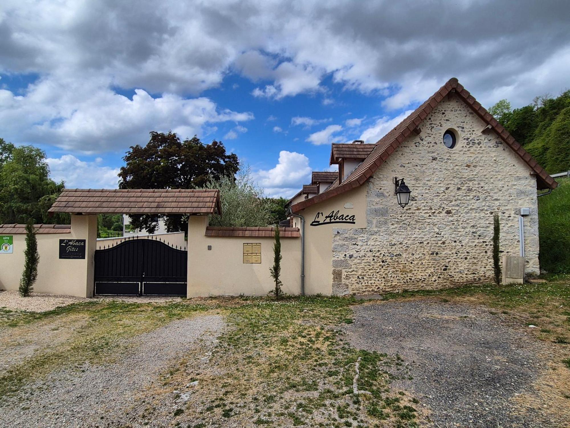 Апартаменты L'Abaca 21 Sainte-Genevieve-les-Gasny Экстерьер фото